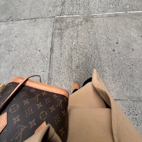 Meet your Posher, Maria - Picture 1 of 1